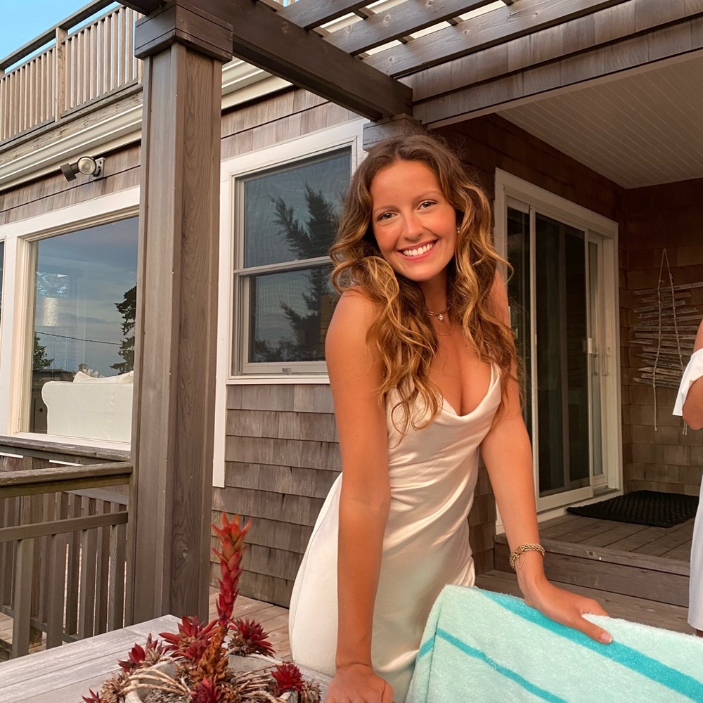 Meet your Posher, Julia